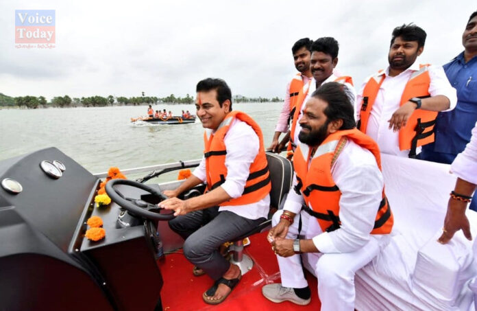 Driving the KTR boat in Mid Maneru