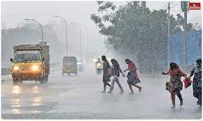 Rain flooding Hyderabad city..