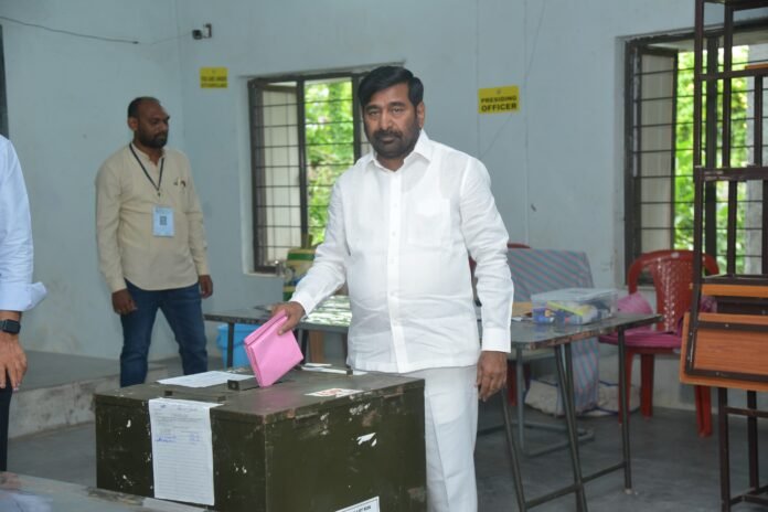 Former Minister Jagdish Reddy who voted first