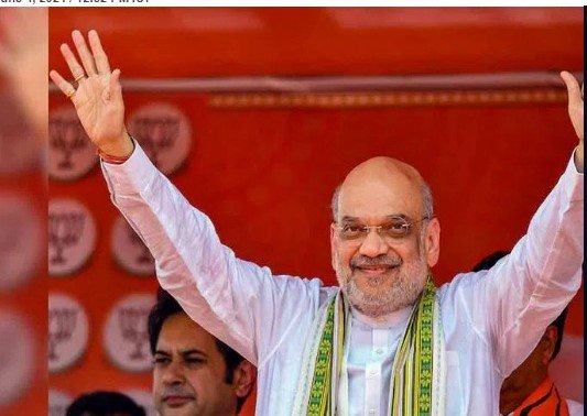 First victory for NDA alliance.. Congress candidate Amit Shah won by a margin of 3,96,512 votes