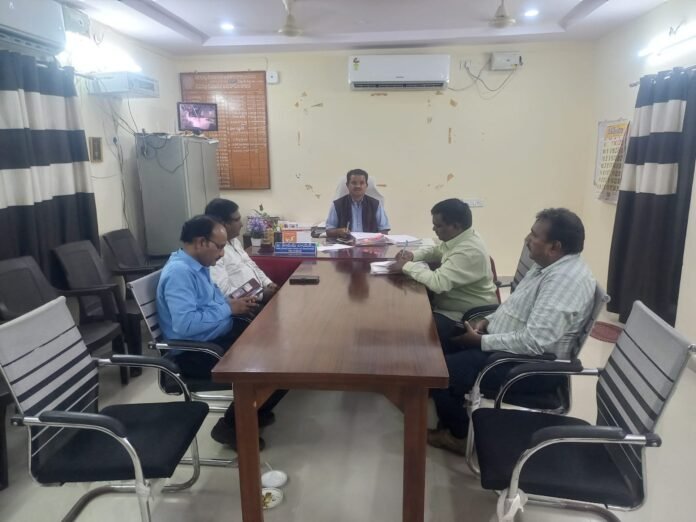 Manthani RDO held a meeting with Singareni officials