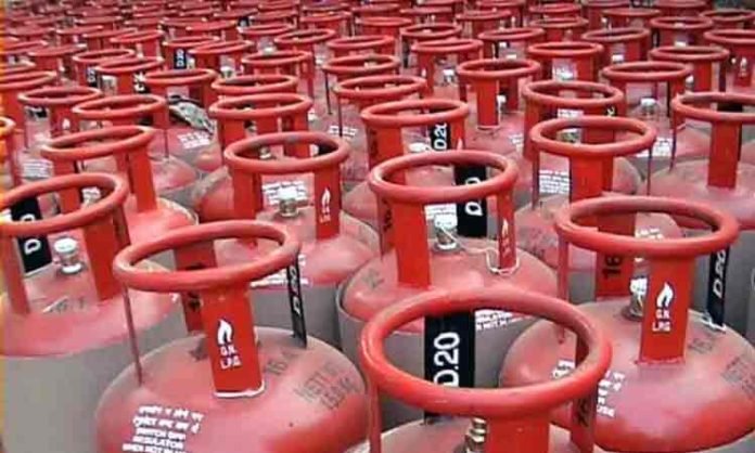 Aadhaar of LPG customers EKYC to avoid bogus