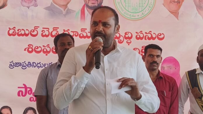 vijaya ramana rao,chintakunta vijaya ramana rao,vijaya ramana rao peddapalli,peddapalli,mla vijaya ramana rao,ex mla vijaya ramana rao,congress candidate chinthakunta vijaya ramana rao,peddapalle mla chintakunta vijaya ramana rao,congress leader chinthakunta vijaya ramana rao dharna,peddapalli ex mla chinthakunta vijaya ramanarao,peddapalli vijaya ramana rao,mla chintakunta vijaya ramana rao,mla chintakunta vijaya ramana,peddapalli mla vijaya ramana rao