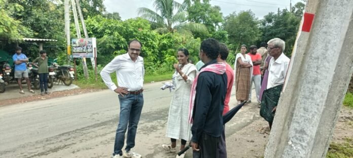 People's problems should be handled with sincerity...