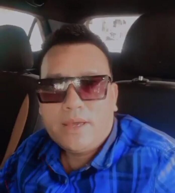 A maniac who doesn't give up even if he says break up