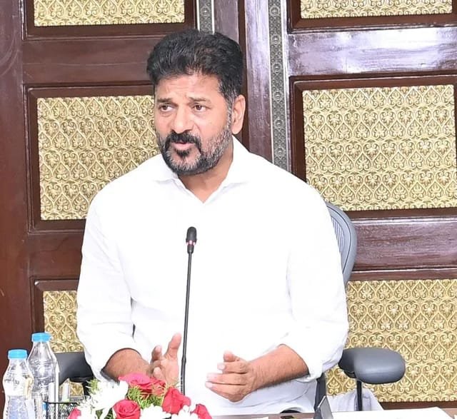 CM Revanth Reddy apologizes for his comments on Kavita's bail order