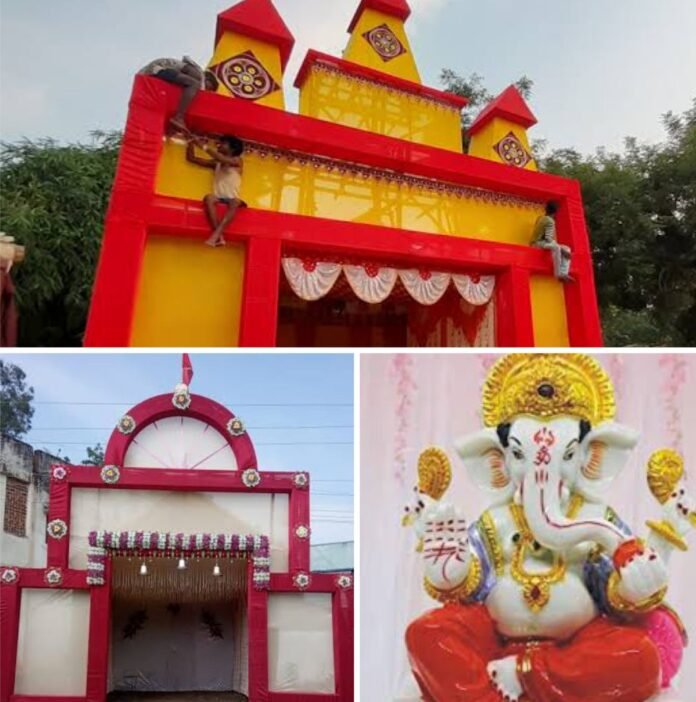 Vinayaka Chaviti Sandade is a village in Paravada mandal Vinayaka Chaviti Sandade is a village in Paravada mandal
