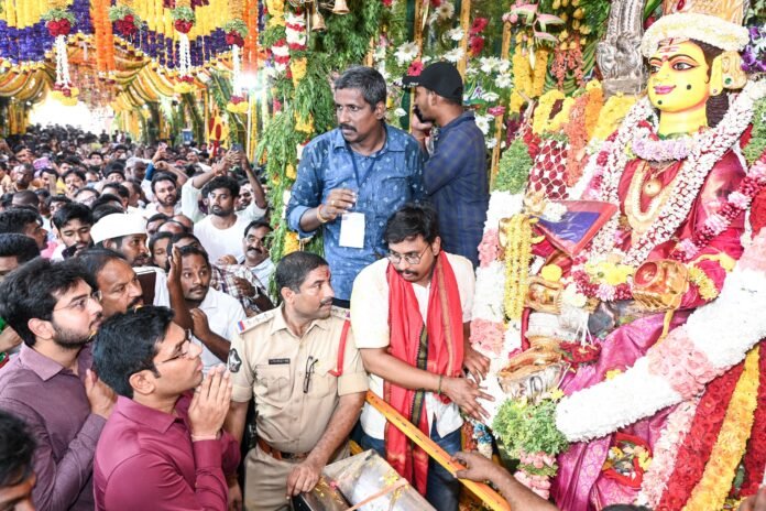 District Collector who visited Poleramma Ammavari District Collector who visited Poleramma Ammavari