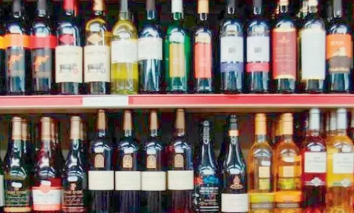 New dimensions in the liquor case