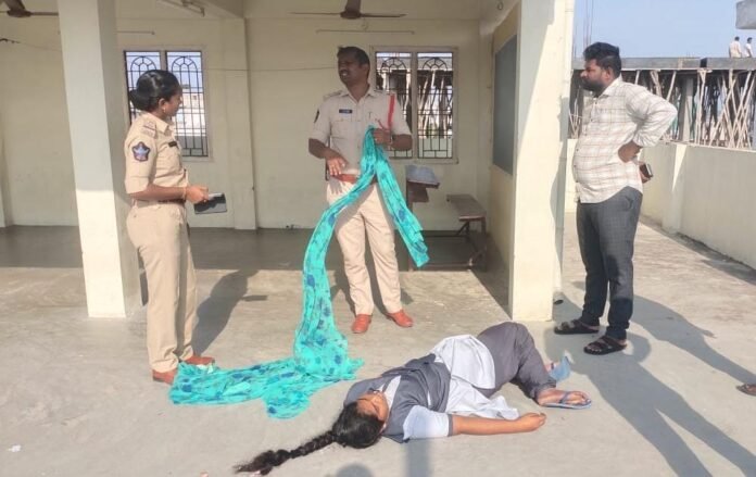 Inter student suicide in Prakashan district