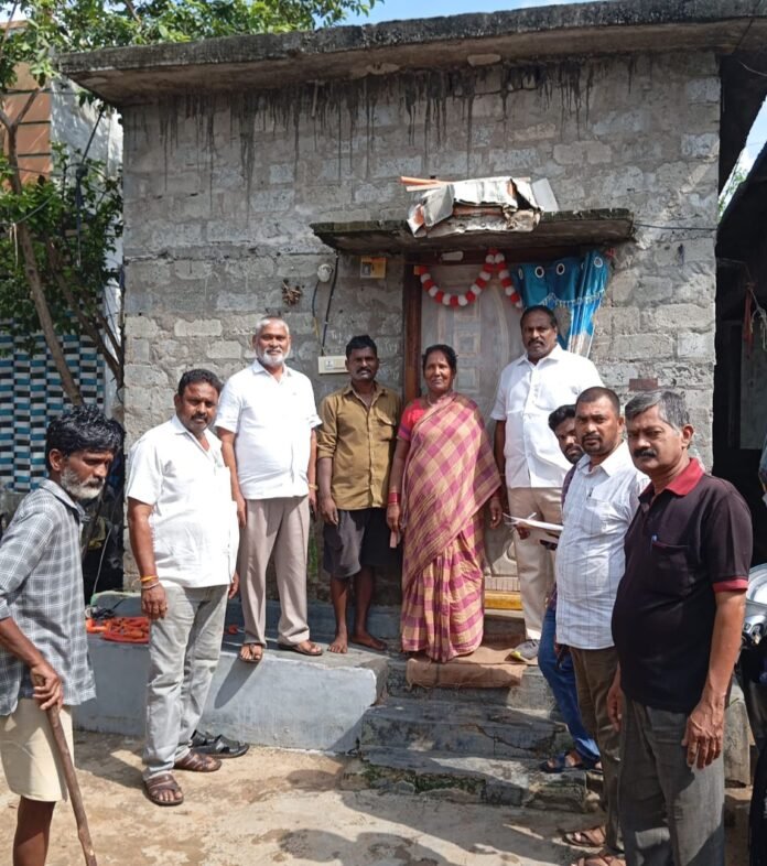 Police stopped BRS leaders near Gandhi Mortuary