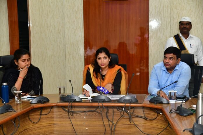 Special focus on caste workers along with self-employment