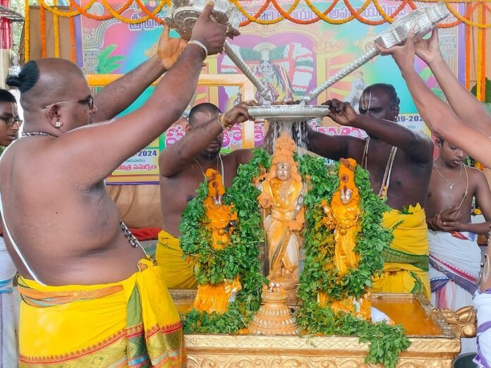 The start of the sacred ceremonies of Sri Prasanna Venkateswara Swamy The start of the sacred ceremonies of Sri Prasanna Venkateswara Swamy