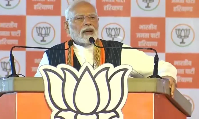 Destroyed three dynasties: PM Modi