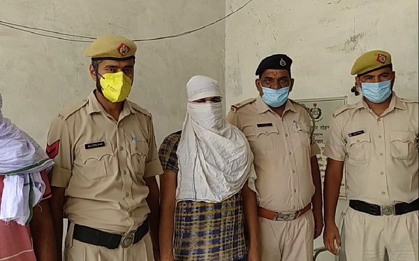 Villagers arrested the secretary