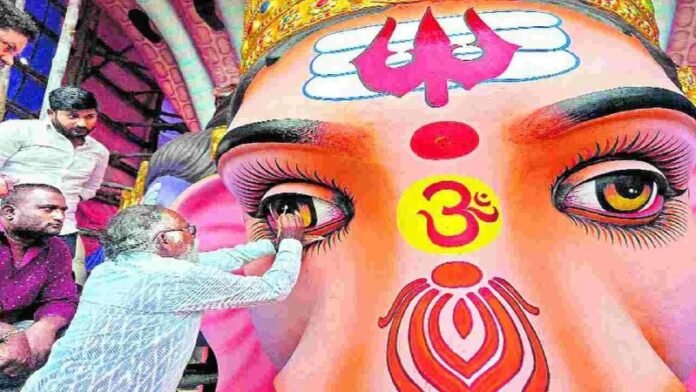 Maha Ganapati of Khairatabad is ready for darshan