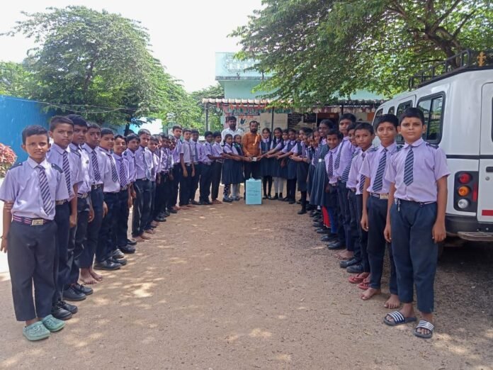 Child insurance for flood victims