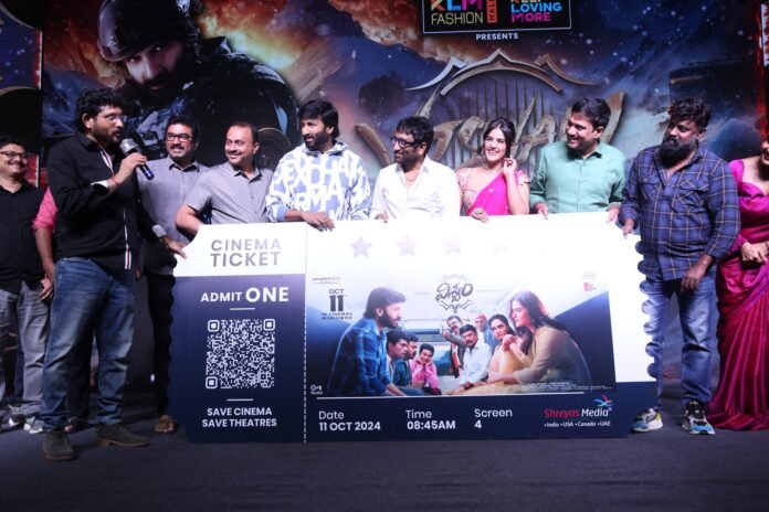 Vishwam action, comedy, fun.. came as extraordinary Audience will enjoy it a lot. Vishwam action, comedy, fun.. came as extraordinary Audience will enjoy it a lot.