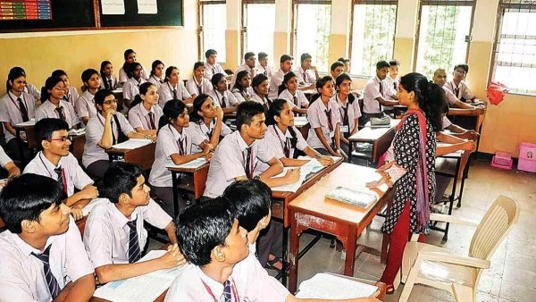 Changes in primary schools in AP Changes in primary schools in AP