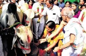 Mantri Konda Surekha Pooja at Nandikandi Temple