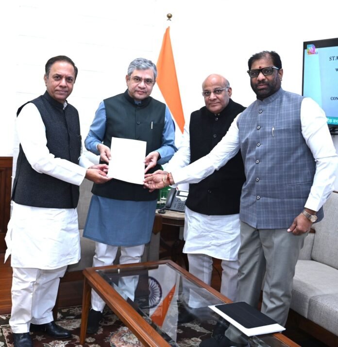 Request of BRS MPs to Central Railway Minister Ashwini Vaishnav on Khammamdistrict Request of BRS MPs to Central Railway Minister Ashwini Vaishnav on Khammamdistrict