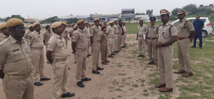 Bring a good name to the police department by performing duties with discipline Bring a good name to the police department by performing duties with discipline