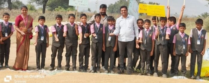 Krishnaveni students rally on the occasion of National Farmers Day