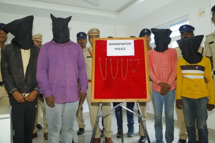 The police cracked the sensational NH 44 road robbery case The police cracked the sensational NH 44 road robbery case