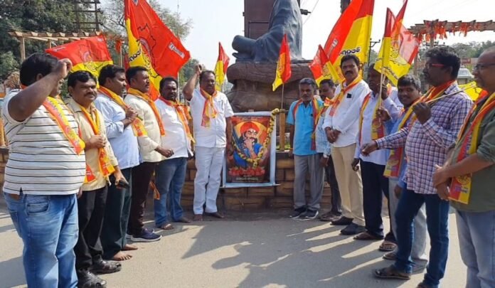 Praja Veerudu festival is a grand tribute to Sayanna in Khani Praja Veerudu festival is a grand tribute to Sayanna in Khani