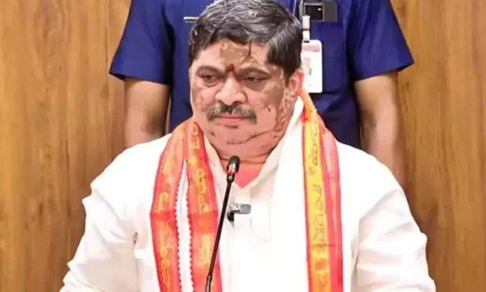 Leaders participate in comprehensive household survey - Minister Ponnam Prabhakar