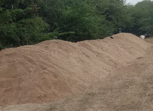 Possession of sand dump Possession of sand dump