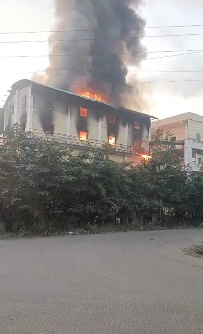A huge fire broke out in Paravada Pharmacy