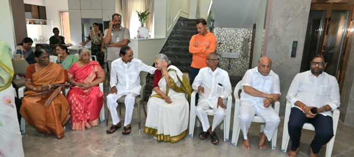KCR's tributes to sister