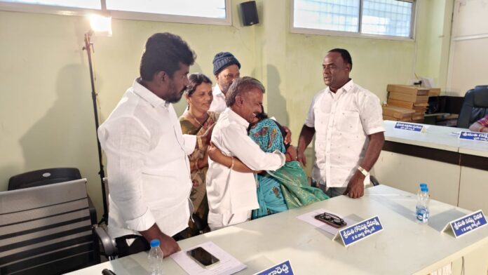 Welfare schemes for all the rich--Minister Jupalli