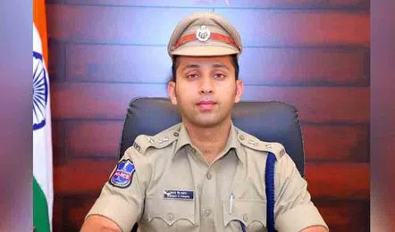 Children should be constantly supervised by parents