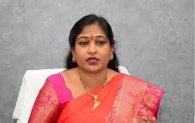 Home Minister Vangalapudi Anita Prepare to face any calamity: Home Minister Vangalapudi Anita