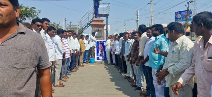 CM Revanth Reddy, Minister Sridhar Babu, Manda Krishna's pictures are blessed