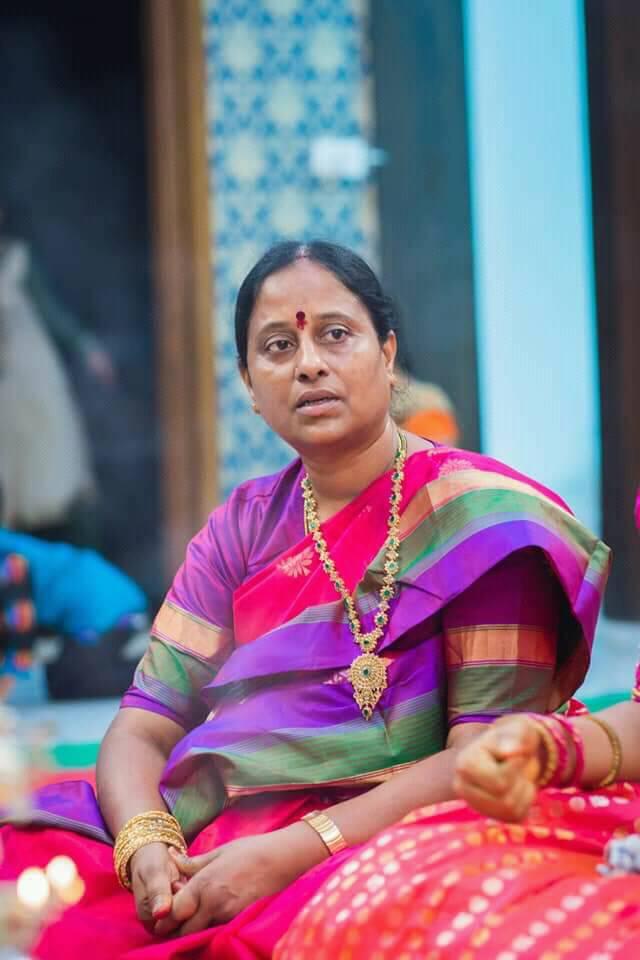 BRS Working President KTR has a habit of jumping over walls: Minister Konda Surekha