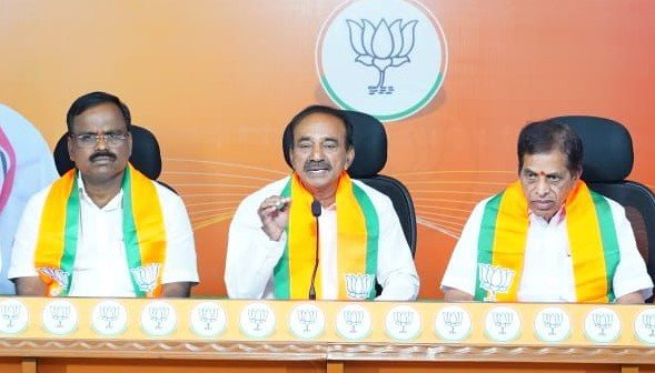 It was not Telangana that celebrated Diwali.. but the Congress party.