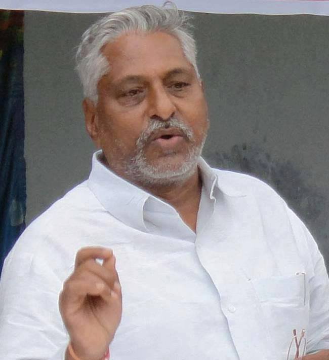 Sadly, Jeevan Reddy is having difficulties.