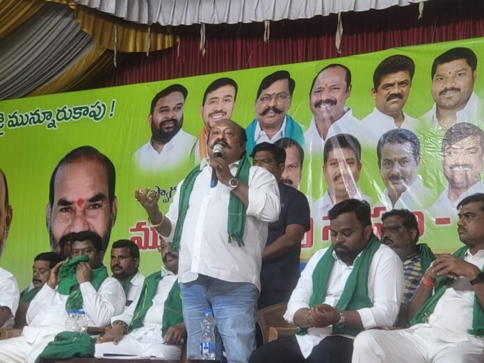 Munnur Kapus should grow politically: MLA Gangula Kamalakar