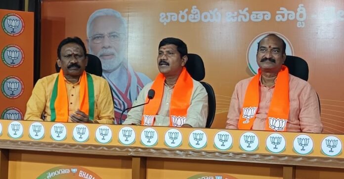 It is shameful to show hypocritical love towards BCs * BJP Party State General Secretary Dr. Kasam Venkateshwarlu