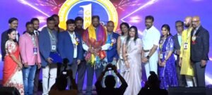 Munnur's fame crosses continents