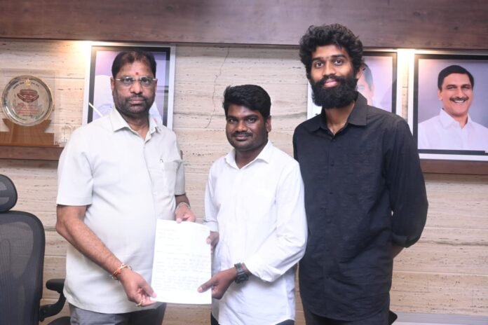 BRS leader Gowada and BRSV leader Jupelli submitted a petition to MP Vaddiraju.
