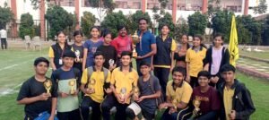 Dade Anantharinad receiving the medal