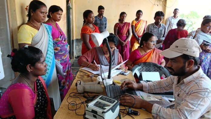 MPDO Bhagyalakshmi responded to the Aadhaar issue of Chinnayya Swamy Chenchu.