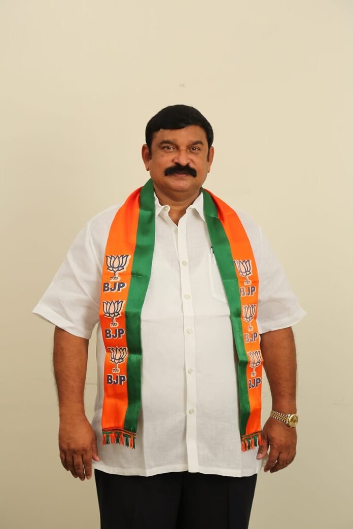 Vishnu Kumar Raju as an unwanted wood