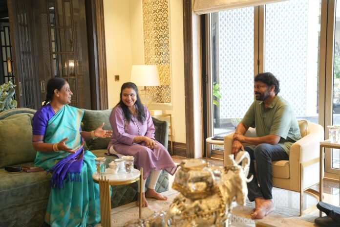 Konda Surekha meets Chiranjeevi