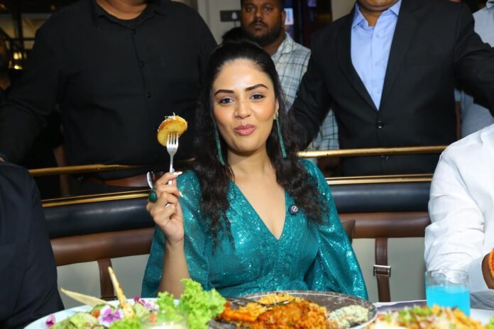 Popular Anchor Sreemukhi Steps into the Hospitality Sector with ‘Fursat’ Restaurant