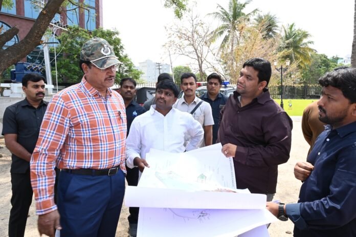 Water Board Commissioner Inspects Lakes in Madhapur